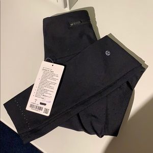 Lululemon Zoned in Tight in BLACK